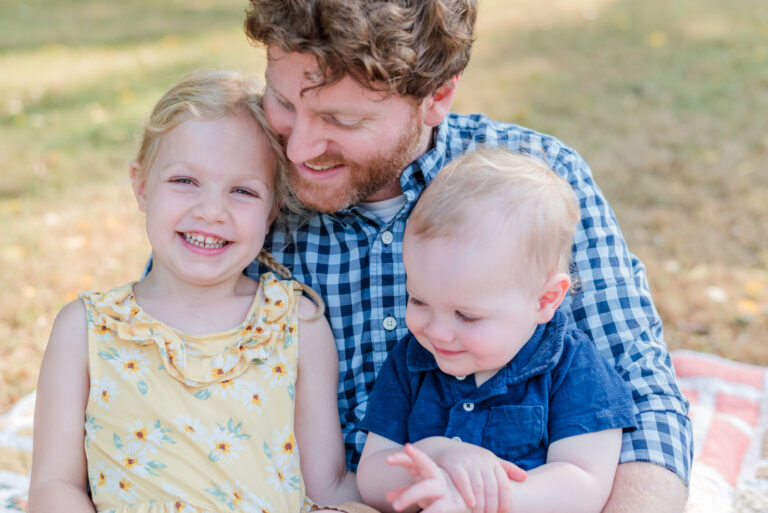 fall family photography at john bryan state park