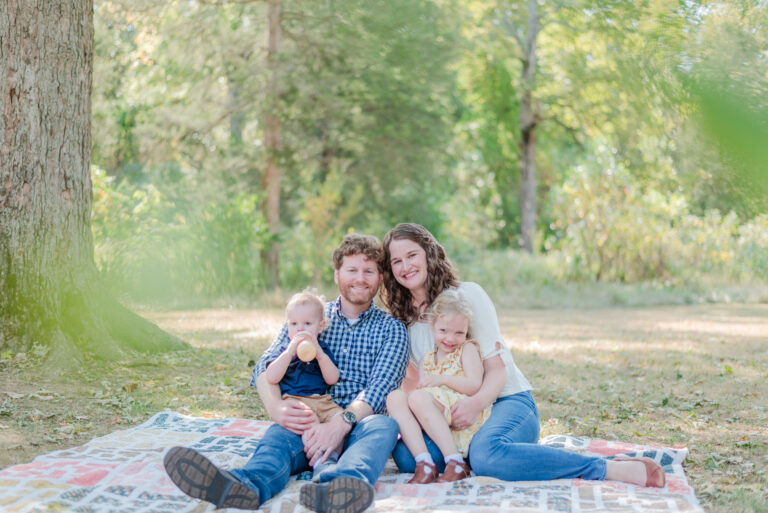 fall family photography at john bryan state park